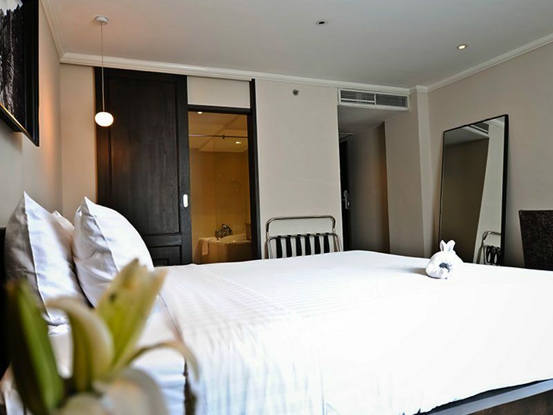 होटल S15 Sukhumvit 4*